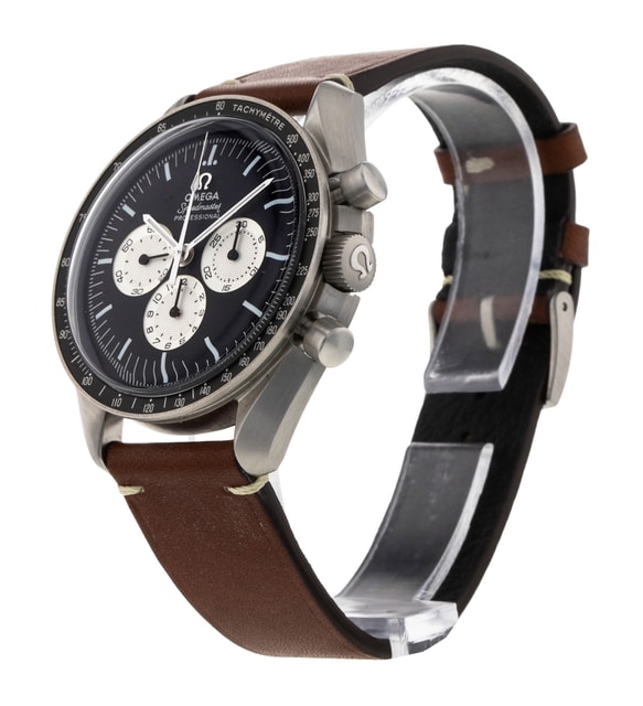 Omega Speedmaster Speedy Tuesday 311.32.42.30.01.001 Image 2